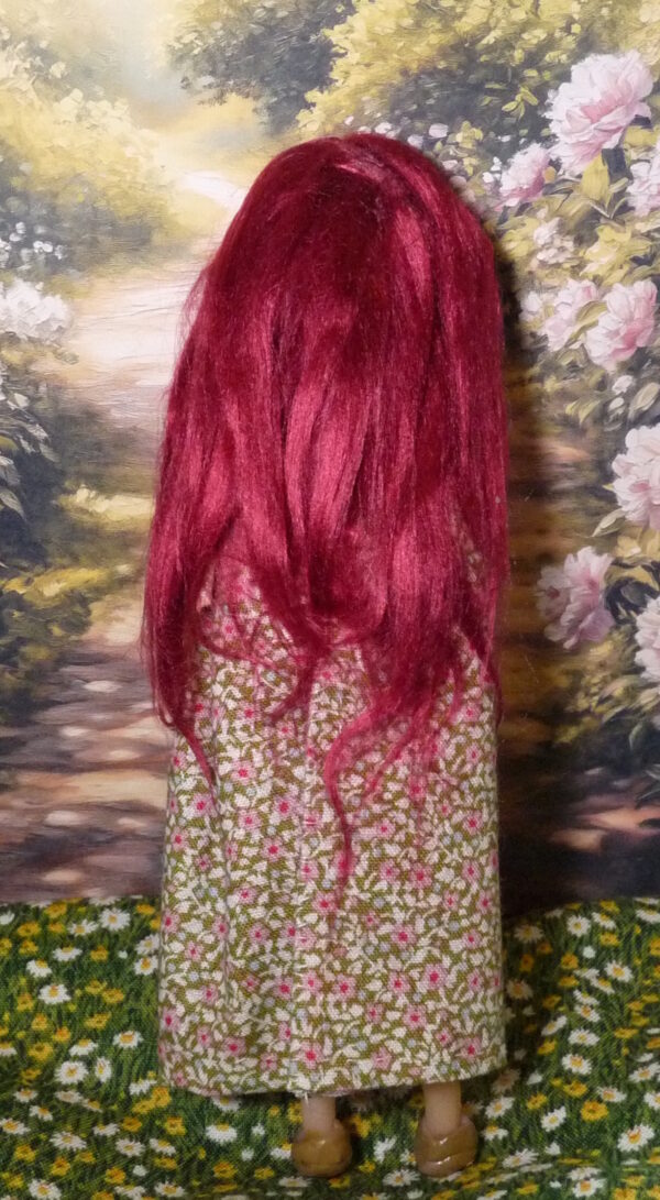 Alice - Doll with flowery dress - Image 3