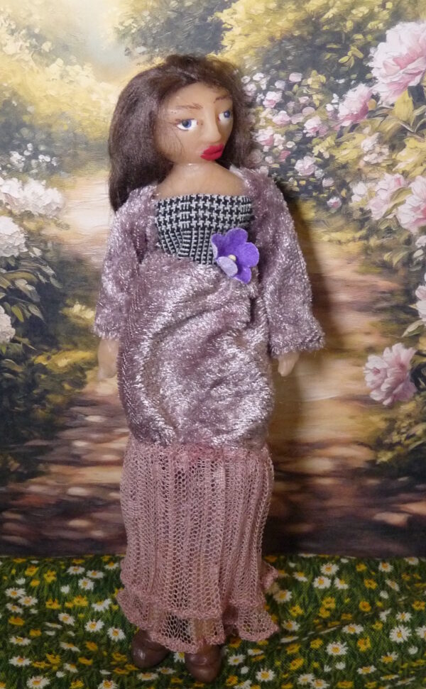 Amanda - Doll in purple dress - Image 2