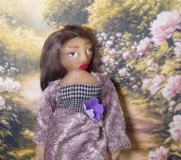 Amanda - Doll in purple dress