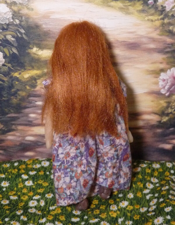 Annabelle - Young girl with flowery dress - Image 3
