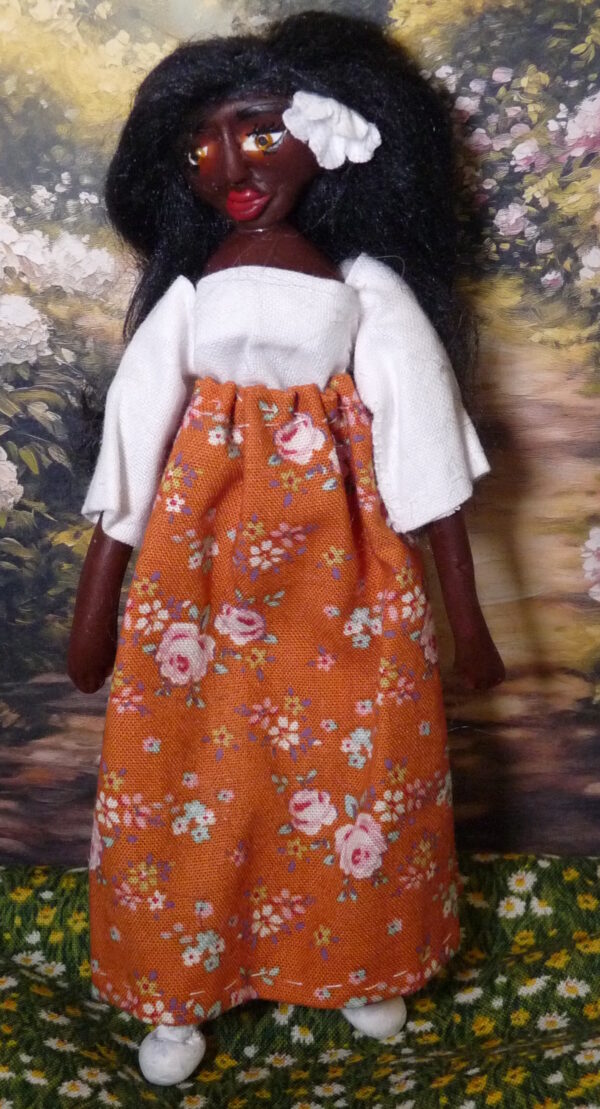 Hedda - Doll with white and orange dress - Image 2