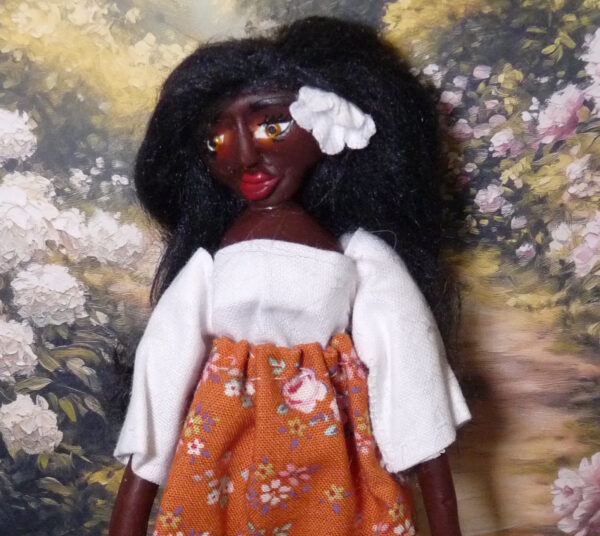 Hedda - Doll with white and orange dress