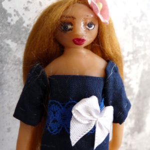 Louise - Blonde woman with marine blue dress