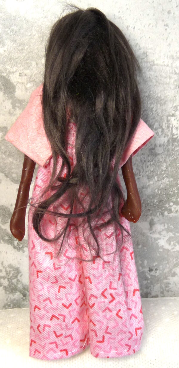 Abrielle - Doll in pink dress - Image 3