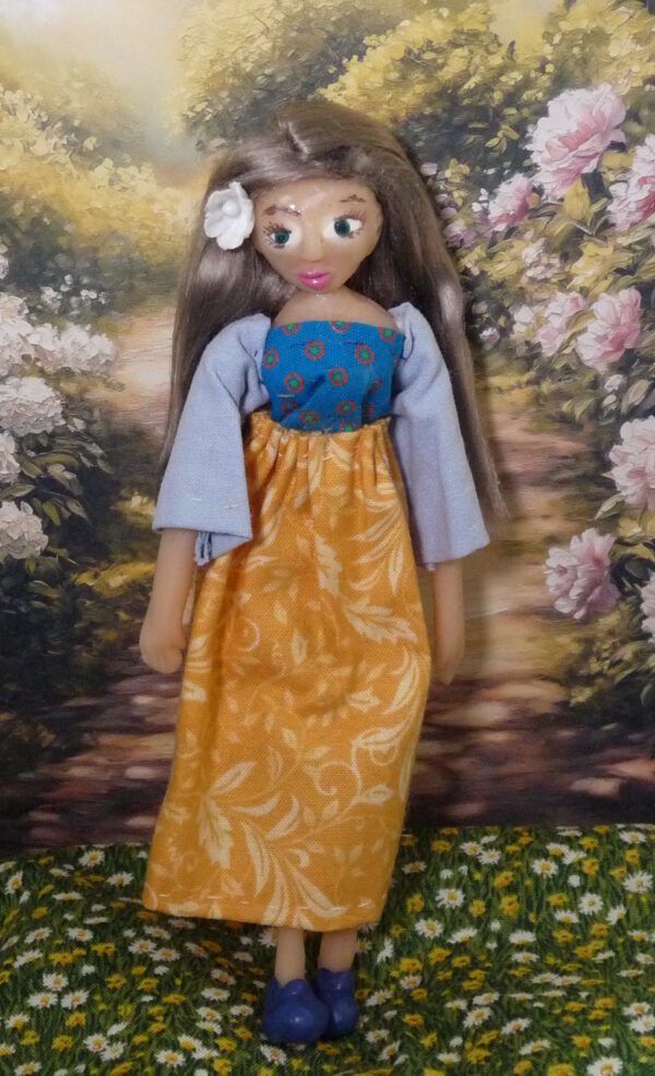 Amber - Doll with blue and yellow dress - Image 2