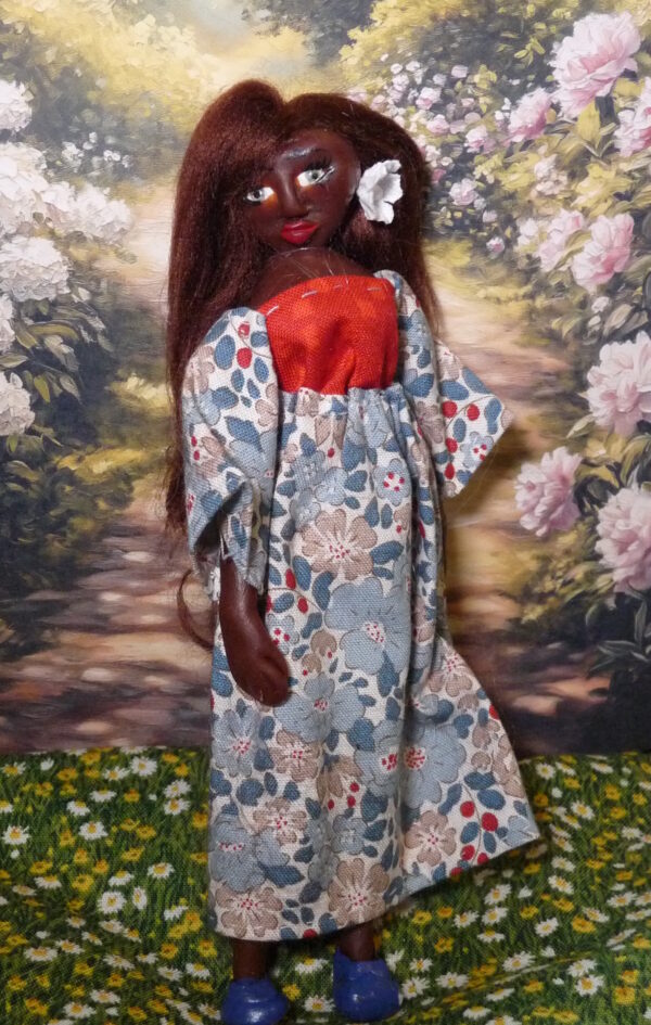 Asilia - Doll with blue and red dress - Image 2