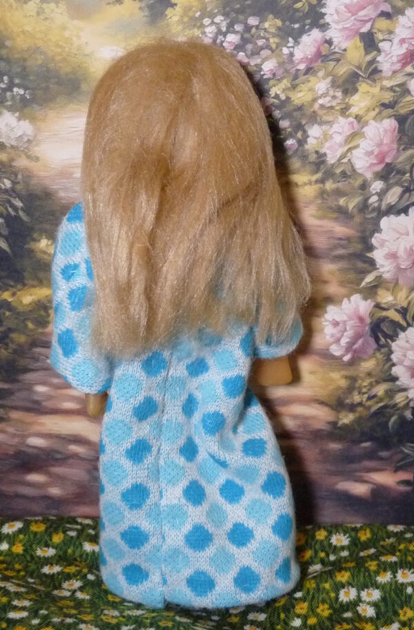 Ava - Doll in blue and red dress - Image 3