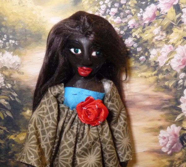 Calla - Doll in green dress