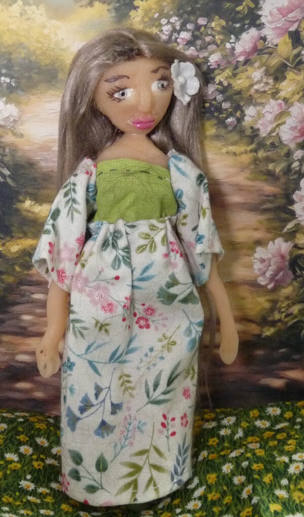 Erica - Doll with flowery dress - Image 2