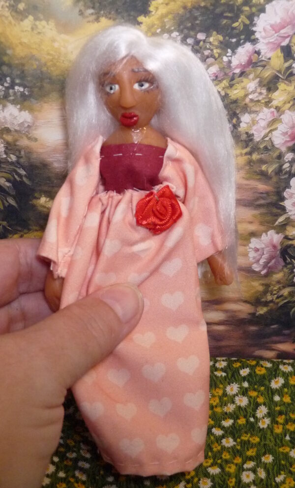 Fatima - Doll in apricot dress - Image 4