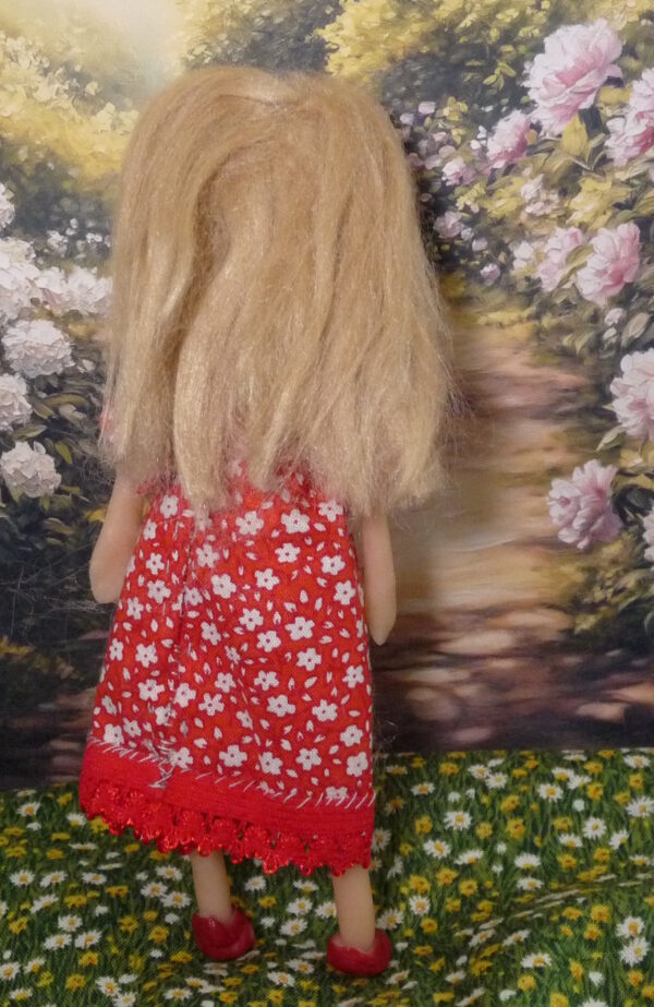 Felicity - Doll with red dress - Image 3