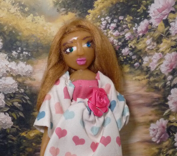 Ingrid - Doll with hearts on dress