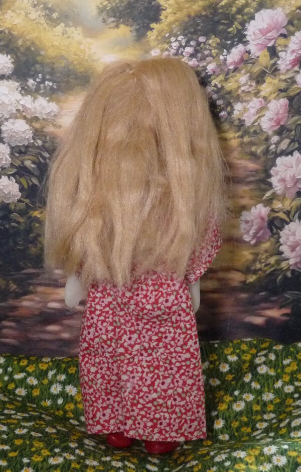 Irina - Doll with red and white dress - Image 3