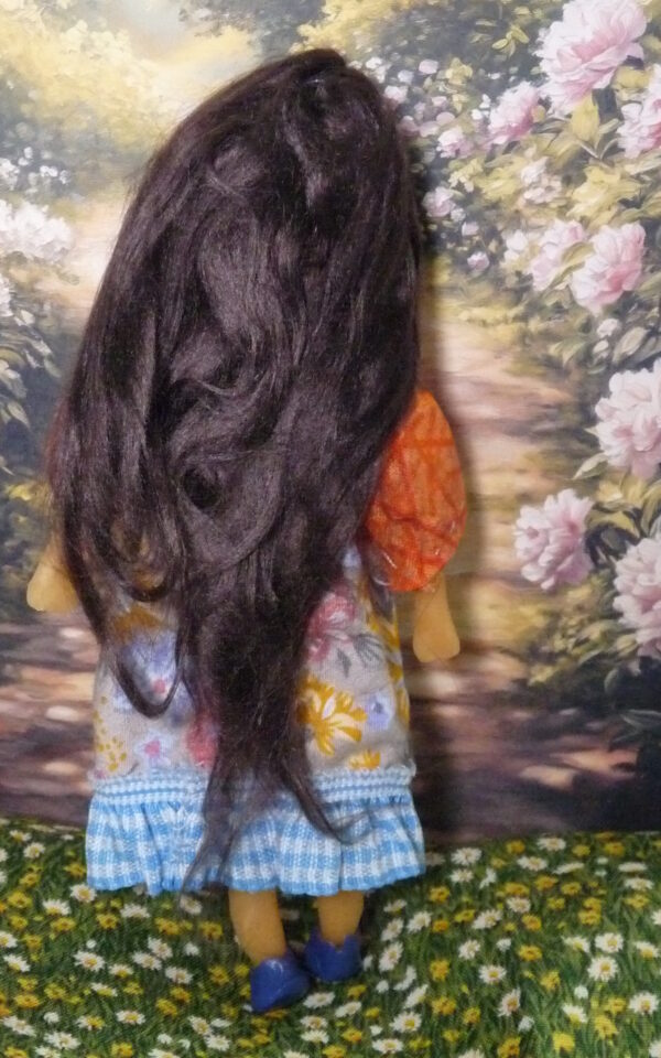 Malia - Doll with flowery dress - Image 3