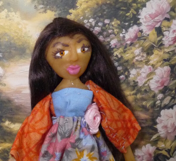 Malia - Doll with flowery dress