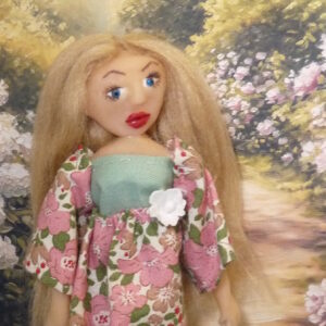 Malin - Doll in pink and green dress