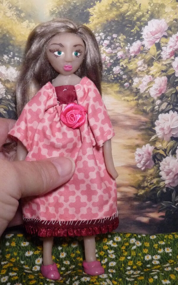 Paula - Doll in pink and red dress - Image 4