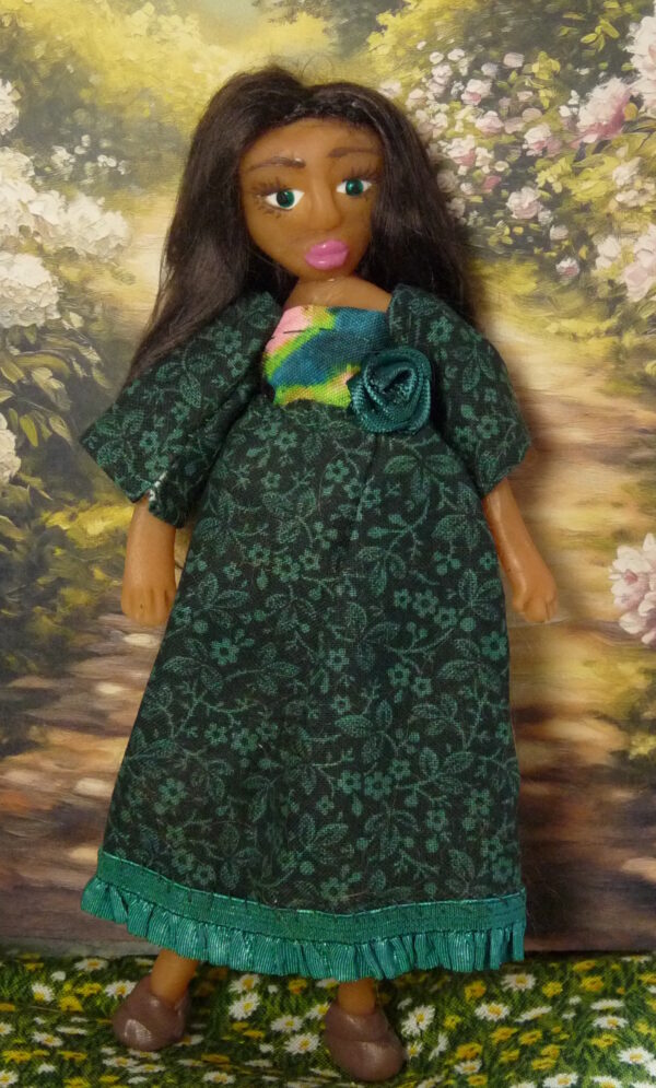 Agda - Doll with green dress - Image 2
