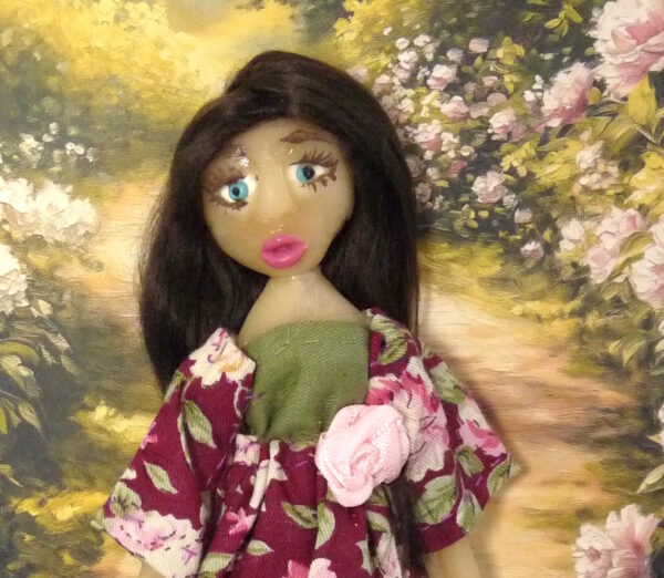 Bodil - Doll with flowery dress