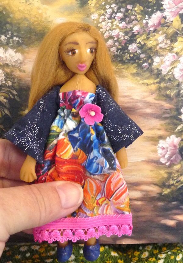 Doris - Doll with colourful dress - Image 4