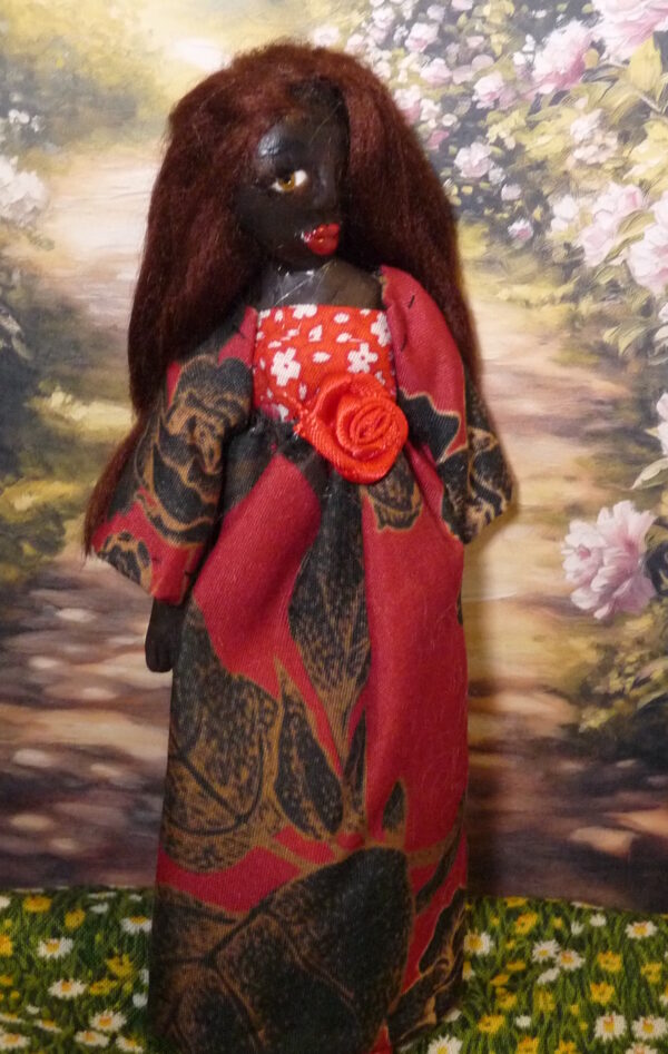 Irene - Doll with red and brown dress - Image 2