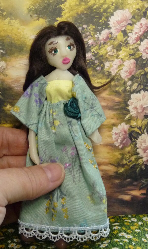 Karla - Doll with mint-green dress - Image 4